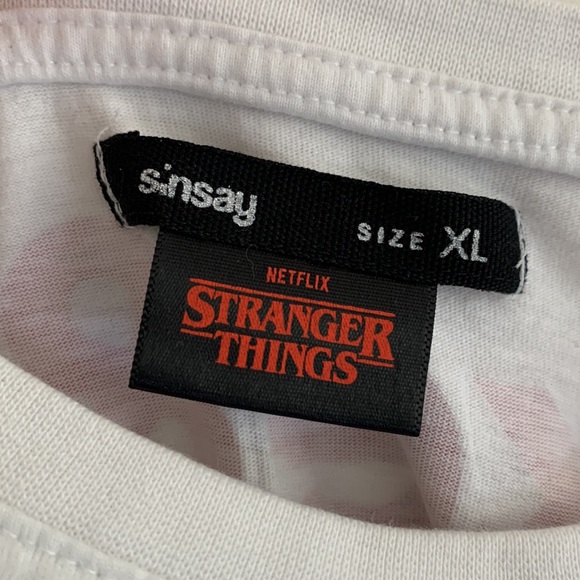 Stranger things tshirt size XL - Picture 4 of 5